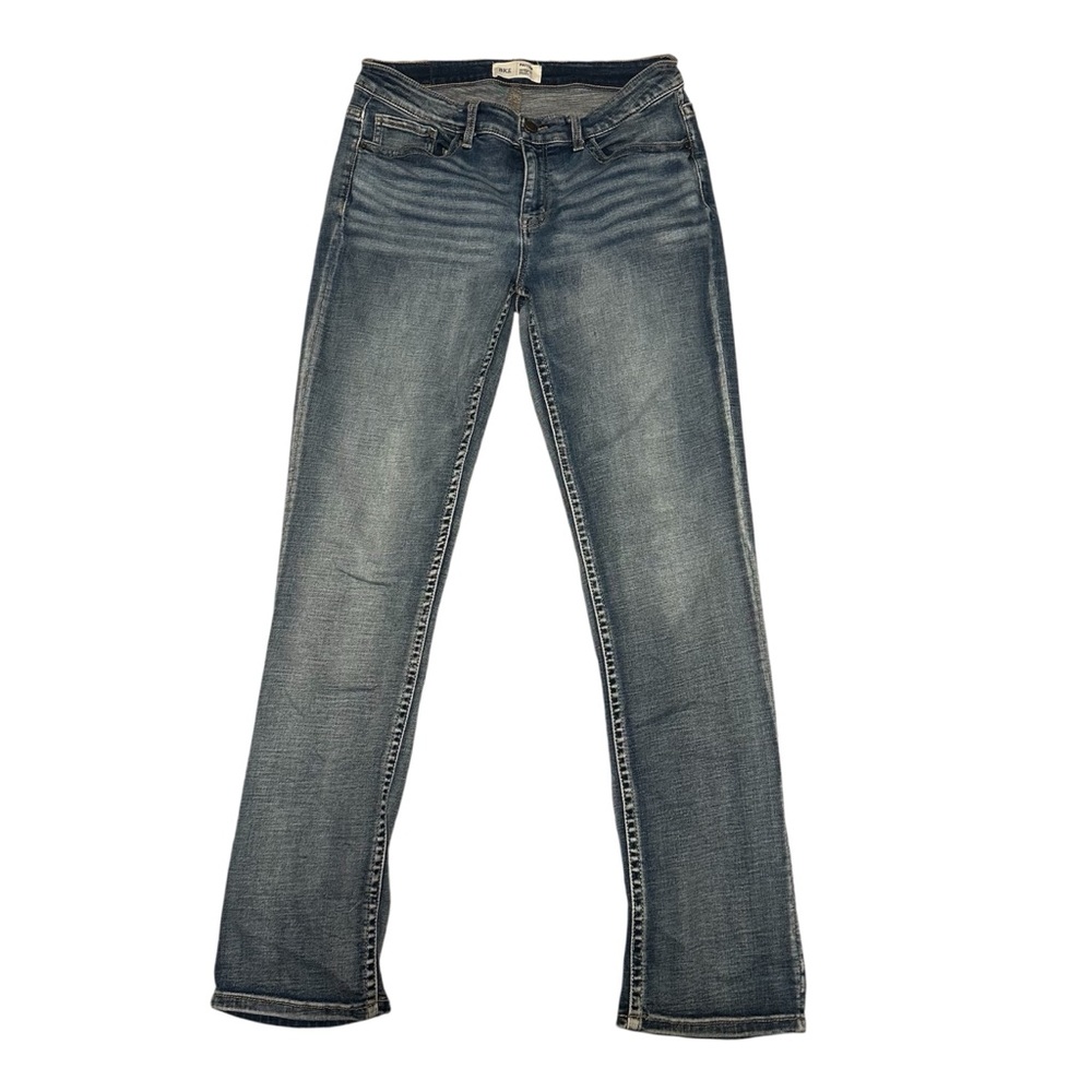 30 x 32 BKE Paytons. Jeans Universal Fit Mid Rise Straight Leg Distressed